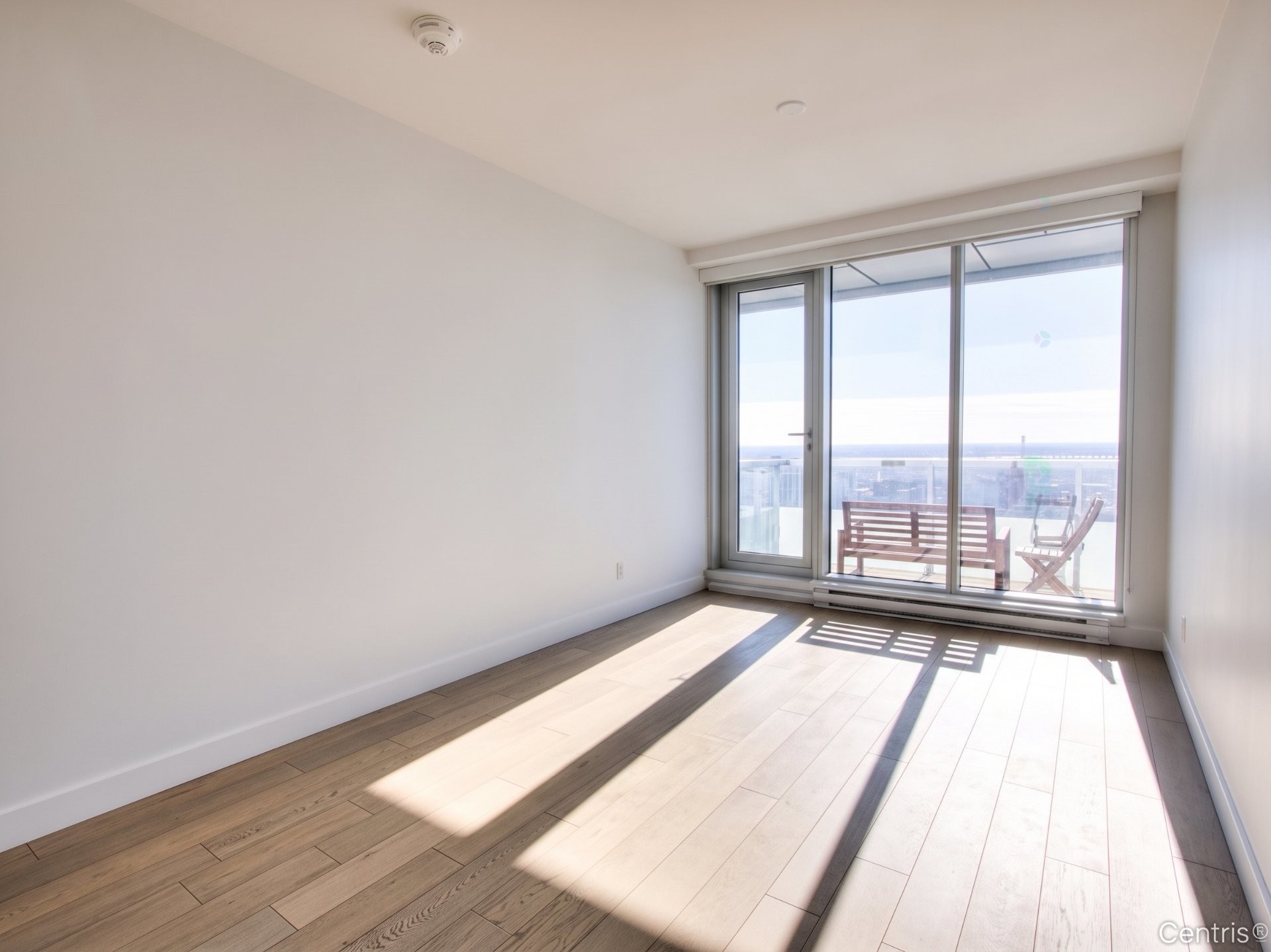 Salon - 2803Z-1450 Boul. René-Lévesque O., Montréal (Ville-Marie), QC - Indoor Photo Showing Other Room