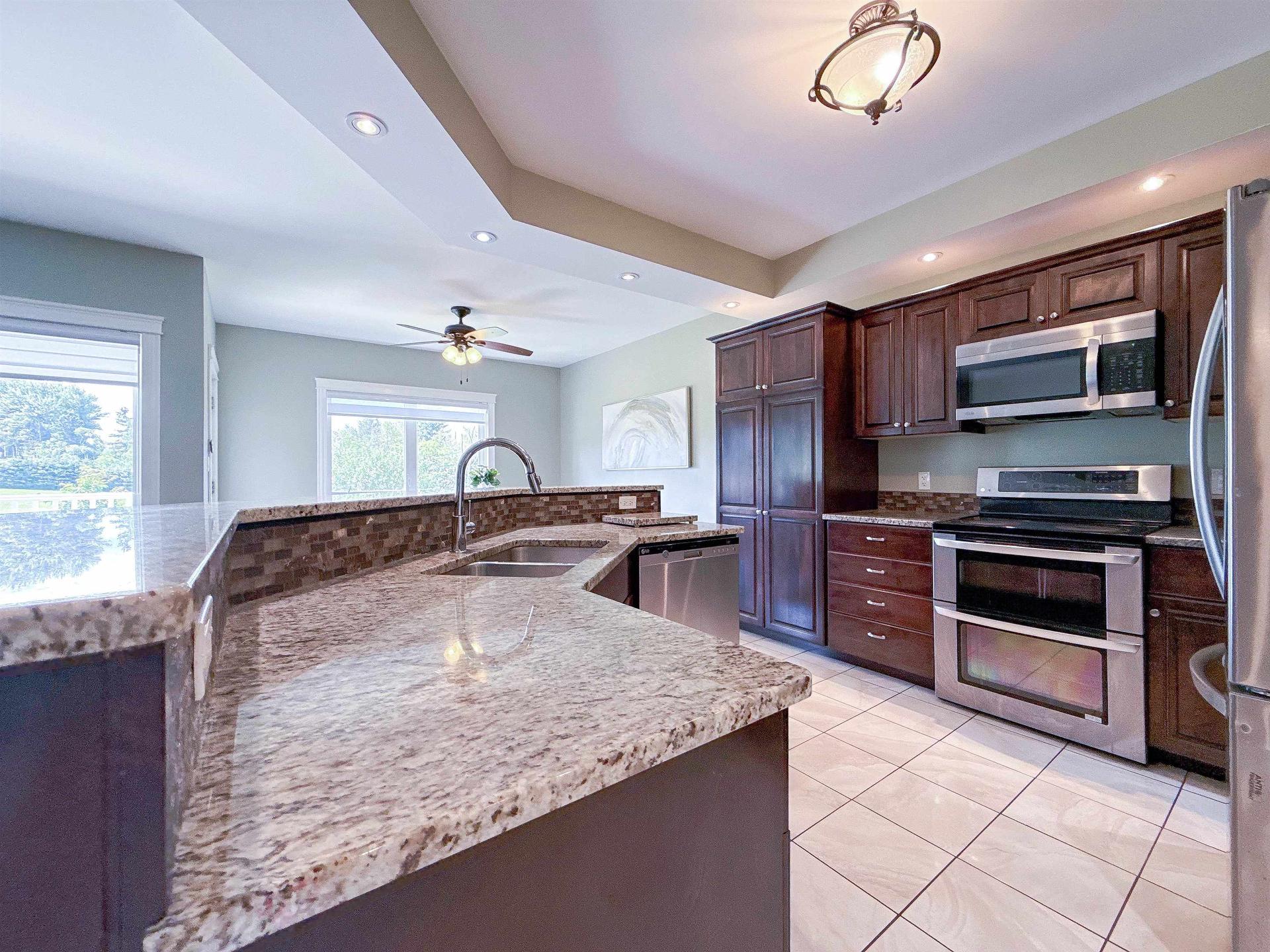 54 Ferry Road, Cornwall, PE - Indoor Photo Showing Kitchen With Double Sink With Upgraded Kitchen
