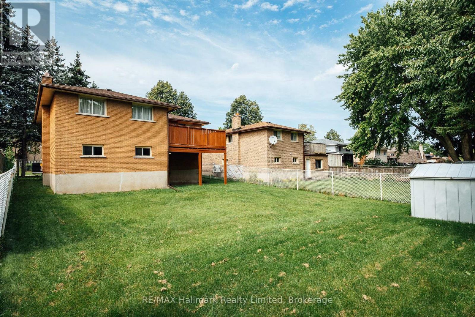 117 Old Country Drive, Kitchener, ON - Outdoor