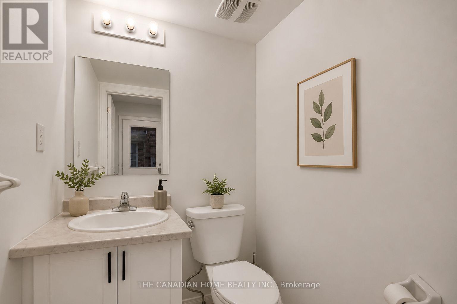 10 Jonathon Court, Hamilton, ON - Indoor Photo Showing Bathroom