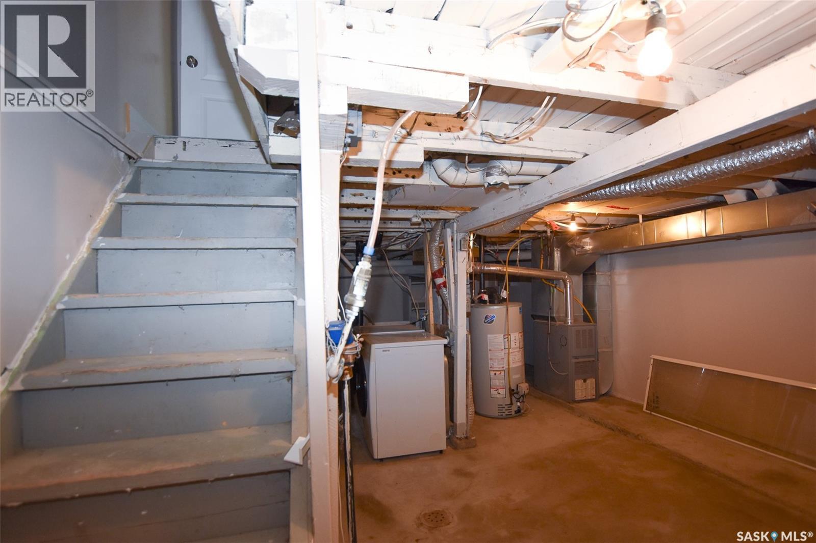 1626 19Th Street W, Saskatoon, SK - Indoor