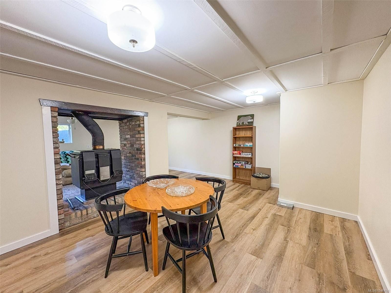 556 Coal Harbour Rd, Coal Harbour, BC