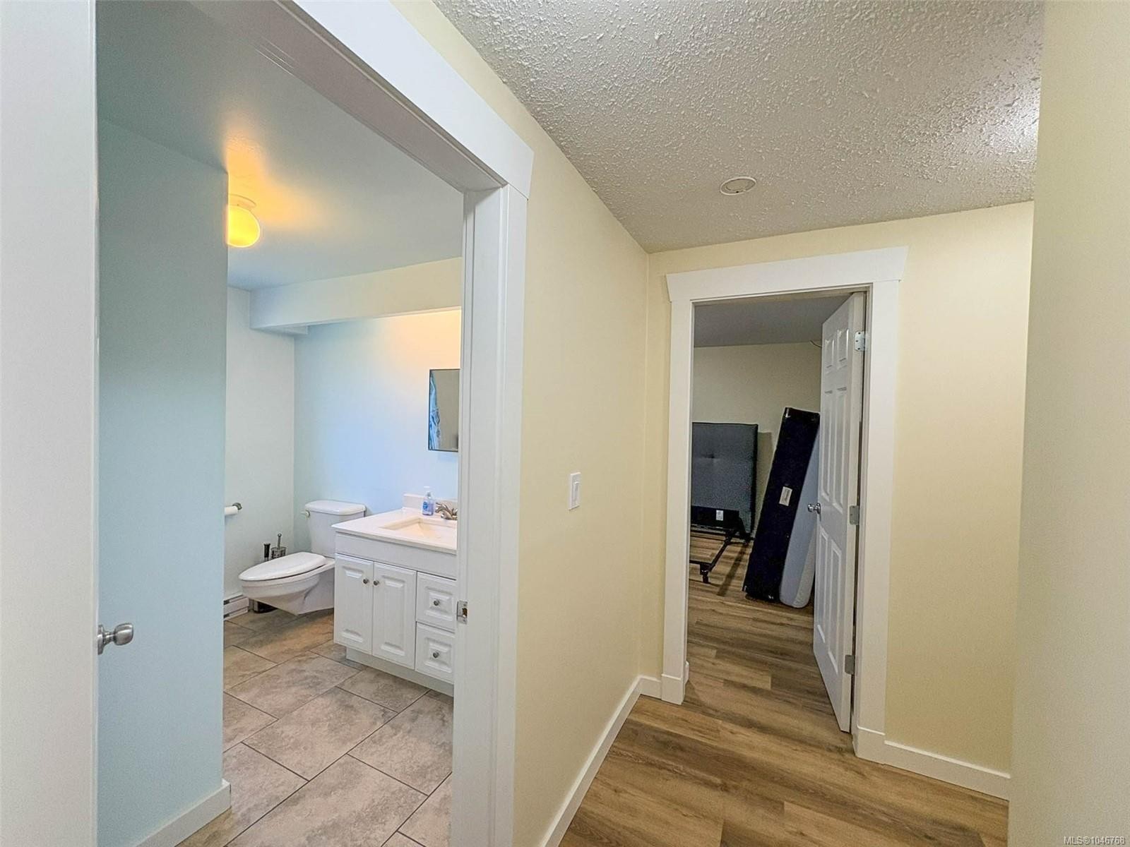 556 Coal Harbour Rd, Coal Harbour, BC