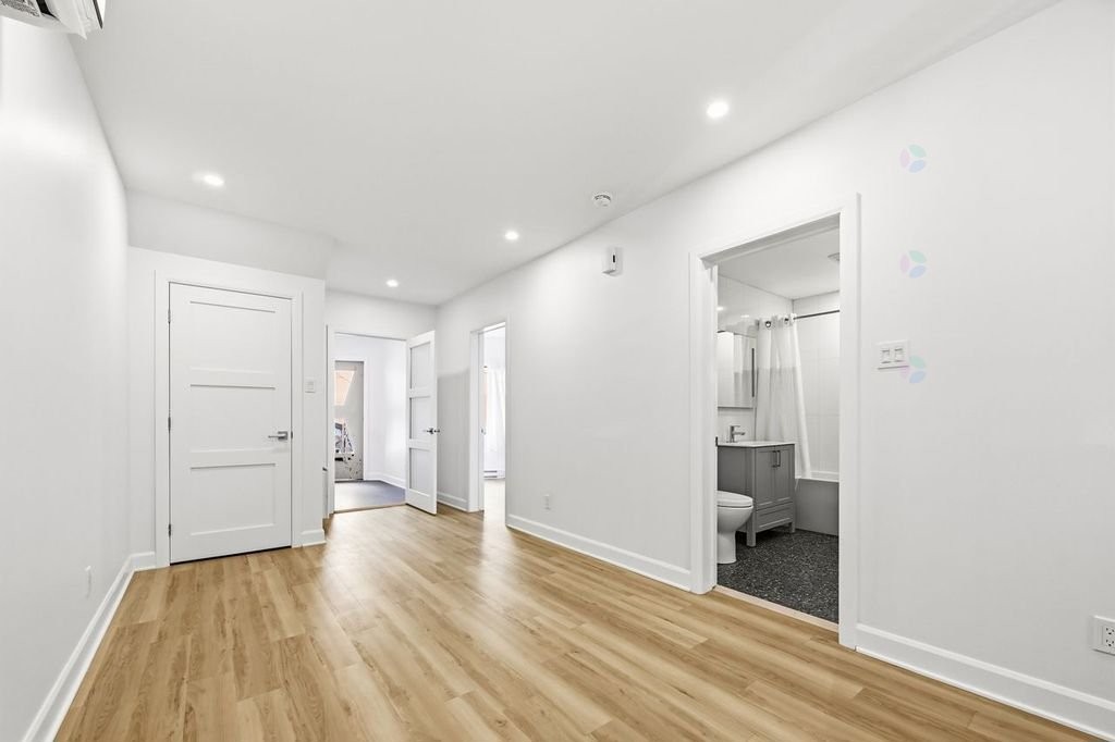 Overall view - 385 Rue Gilford, Montréal (Le Plateau-Mont-Royal), QC - Indoor Photo Showing Other Room
