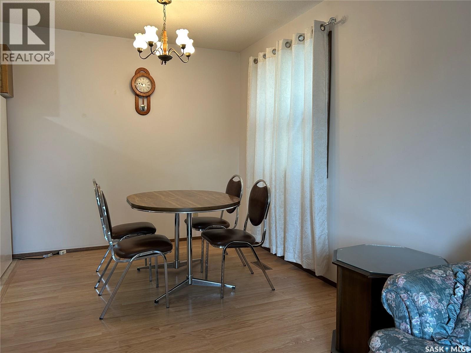 4 416 Heritage Drive, Estevan, SK - Indoor Photo Showing Dining Room
