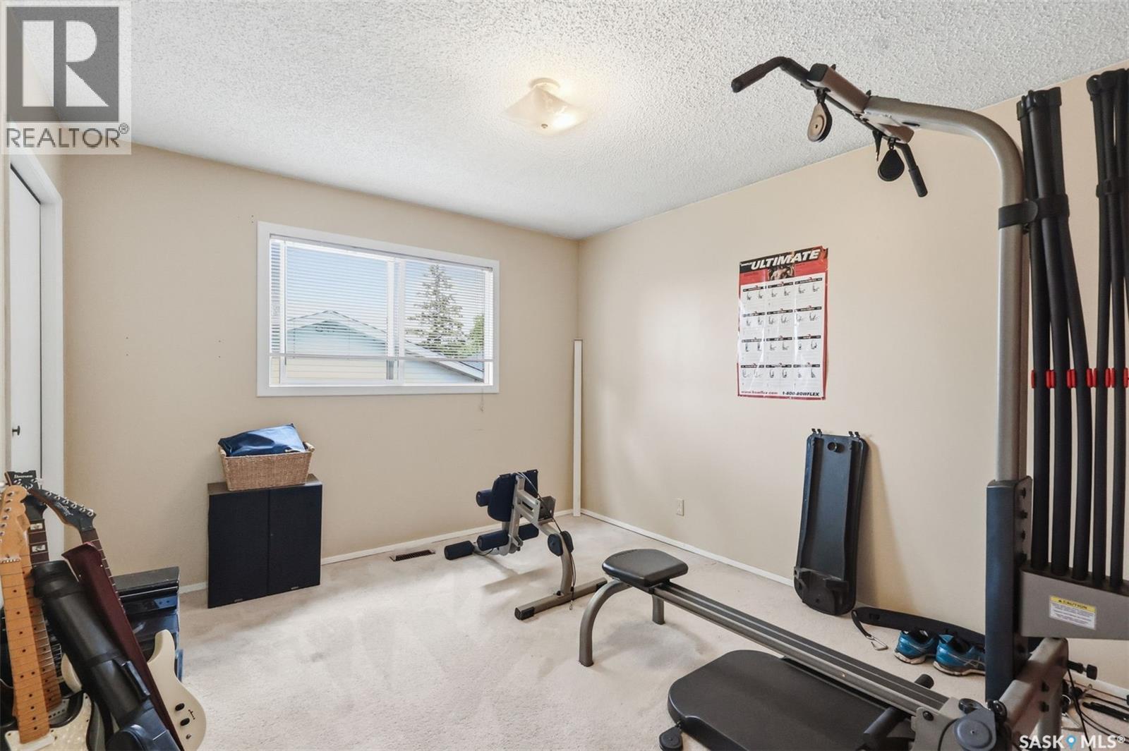 210 Lloyd Crescent, Saskatoon, SK - Indoor Photo Showing Gym Room