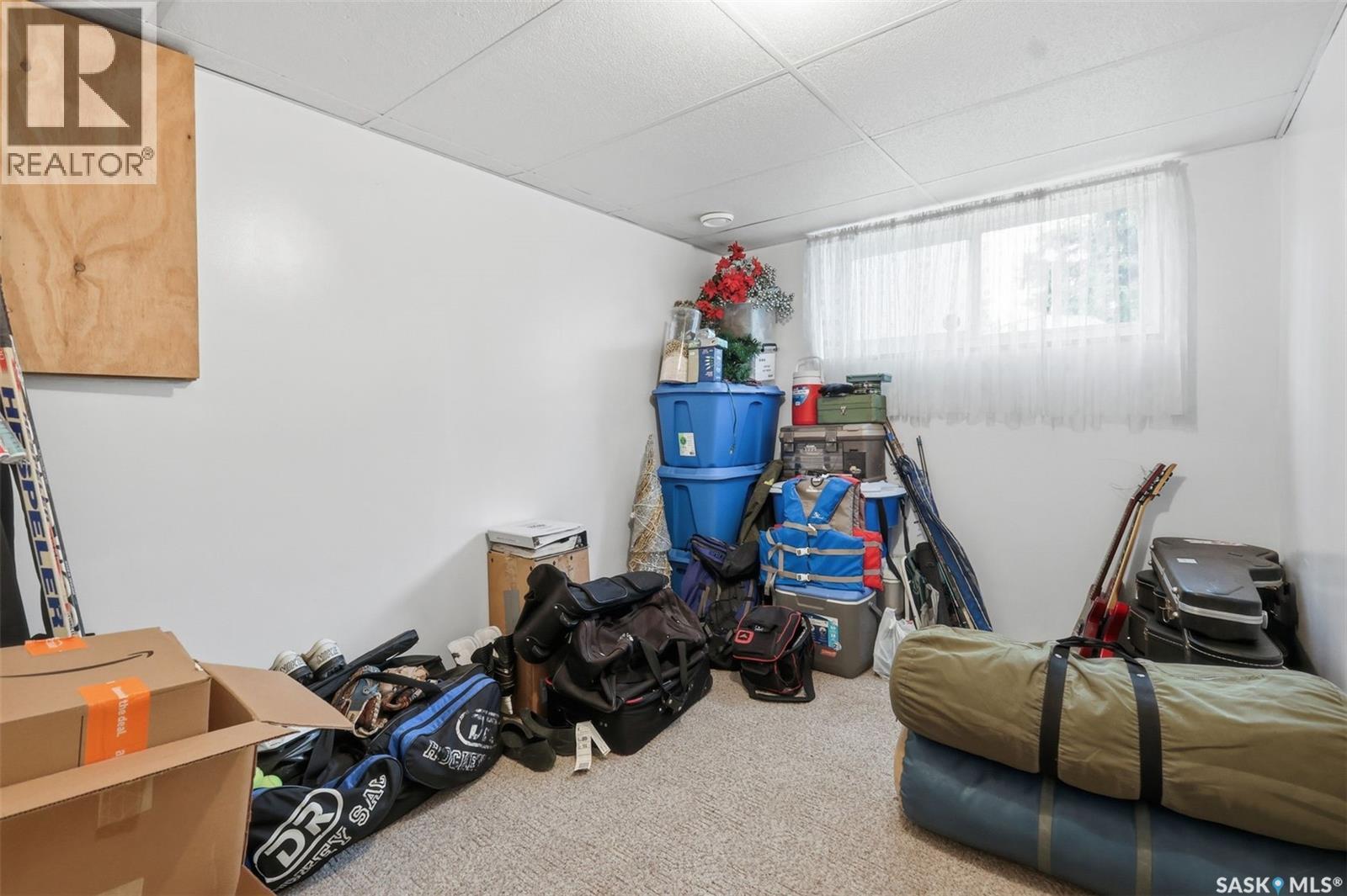 210 Lloyd Crescent, Saskatoon, SK - Indoor
