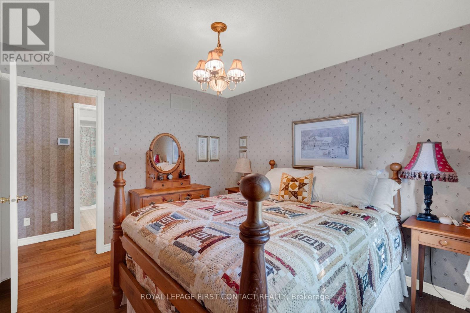 22 Procee Circle, Oro-Medonte, ON - Indoor Photo Showing Bedroom