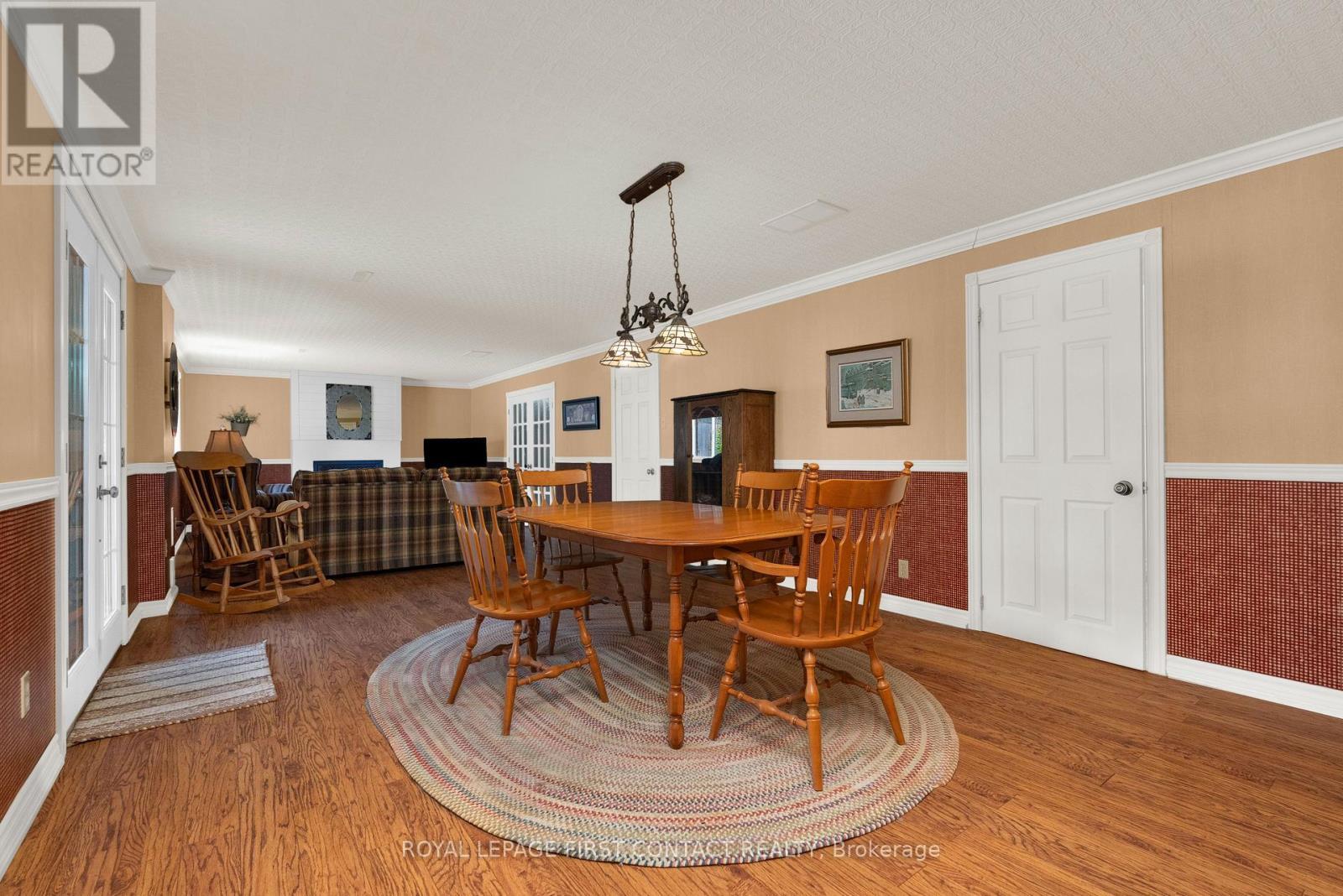 22 Procee Circle, Oro-Medonte, ON - Indoor Photo Showing Dining Room