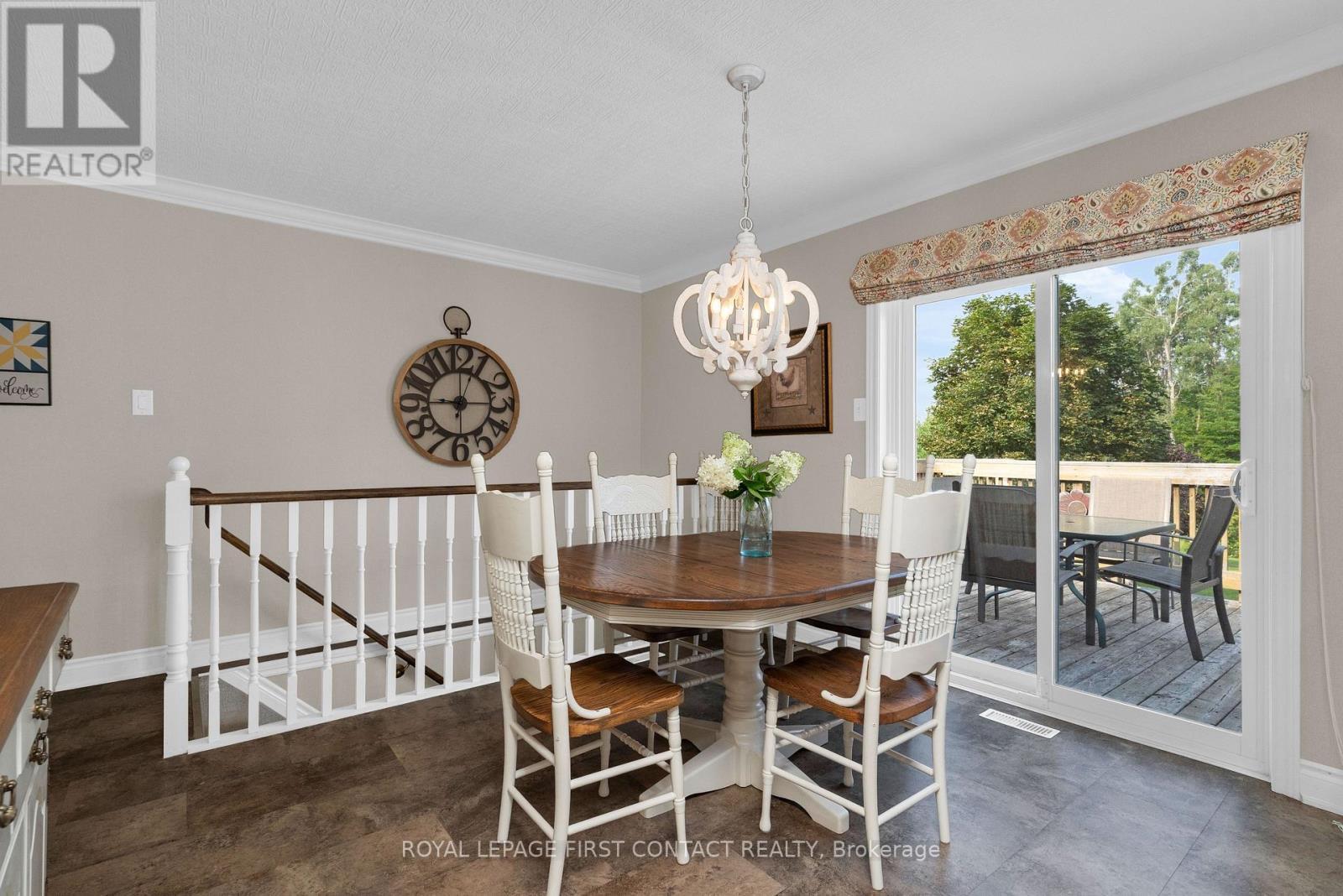 22 Procee Circle, Oro-Medonte, ON - Indoor Photo Showing Dining Room