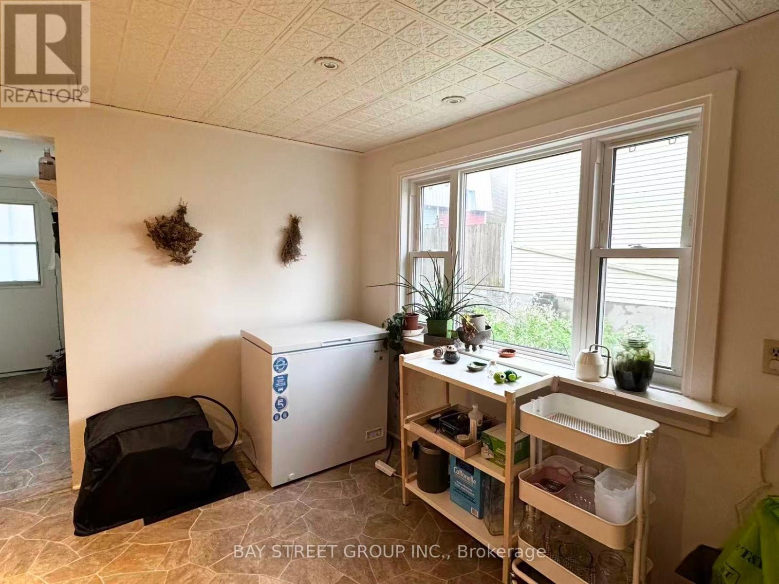 280 St Andrew Street, Ottawa, ON - Indoor