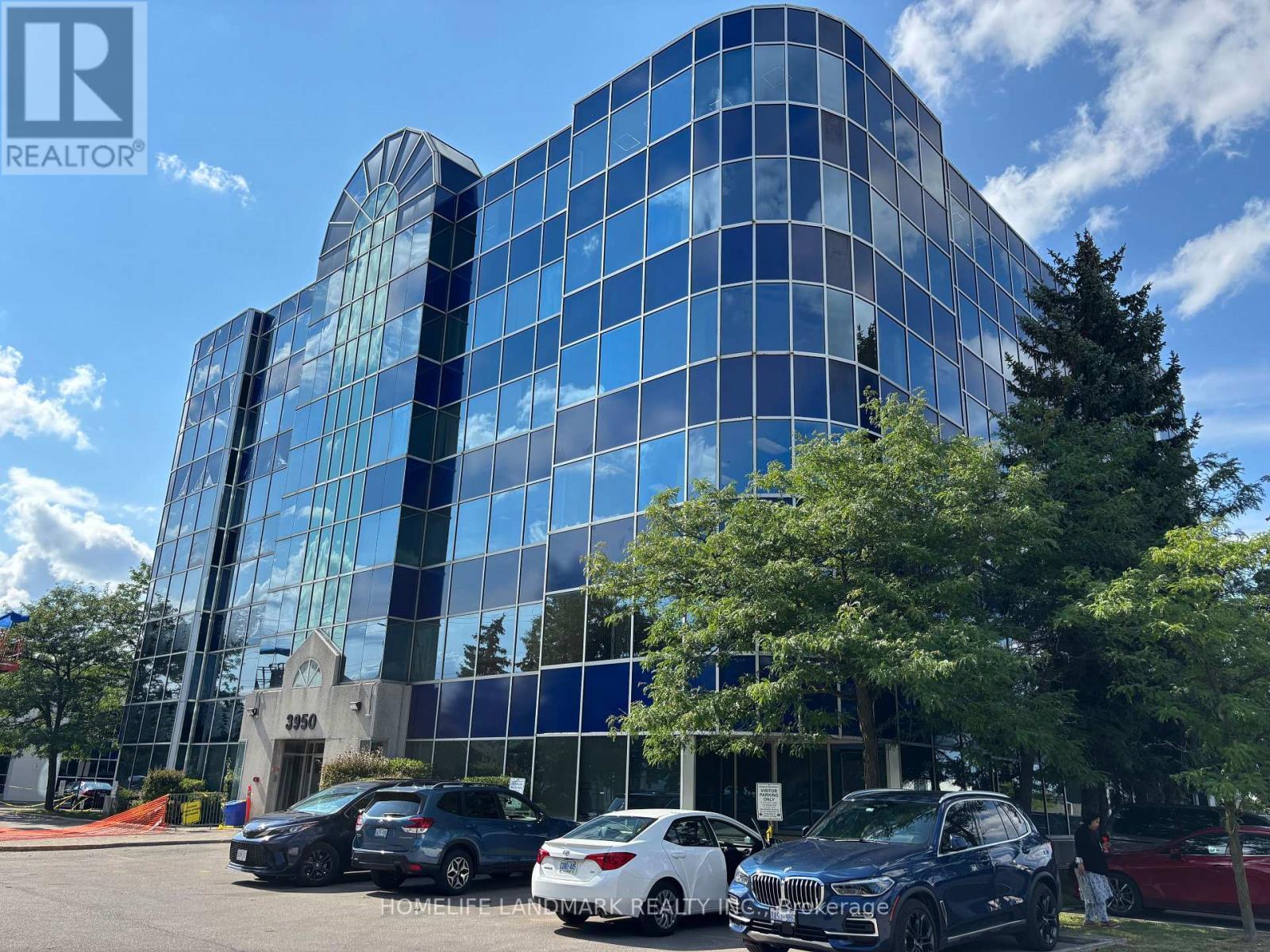 402 - 3950 14Th Avenue, Markham, ON