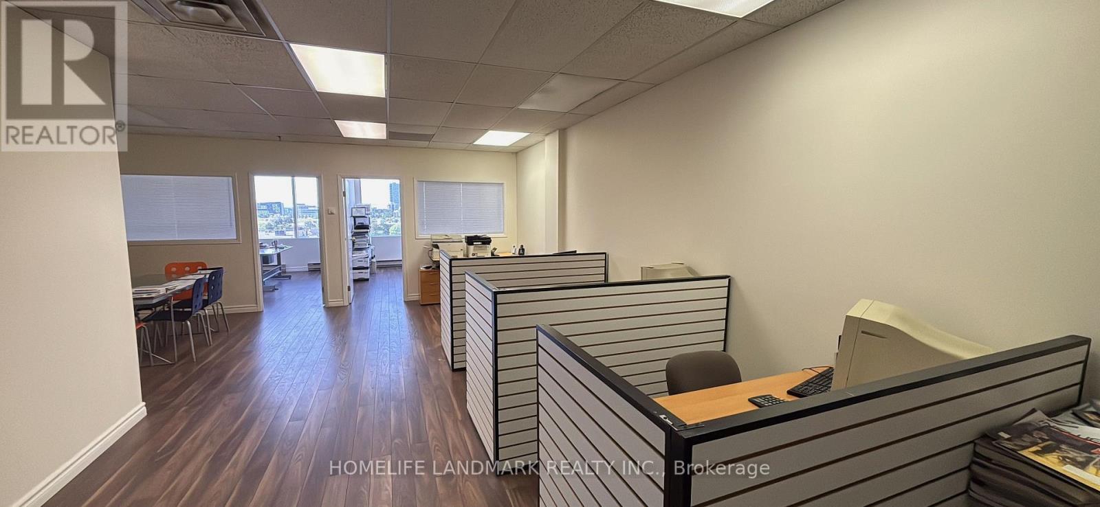 402 - 3950 14Th Avenue, Markham, ON