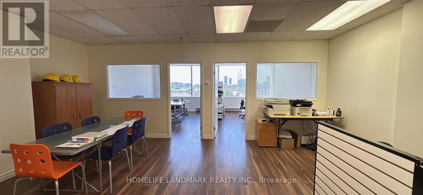 402 - 3950 14Th Avenue, Markham, ON