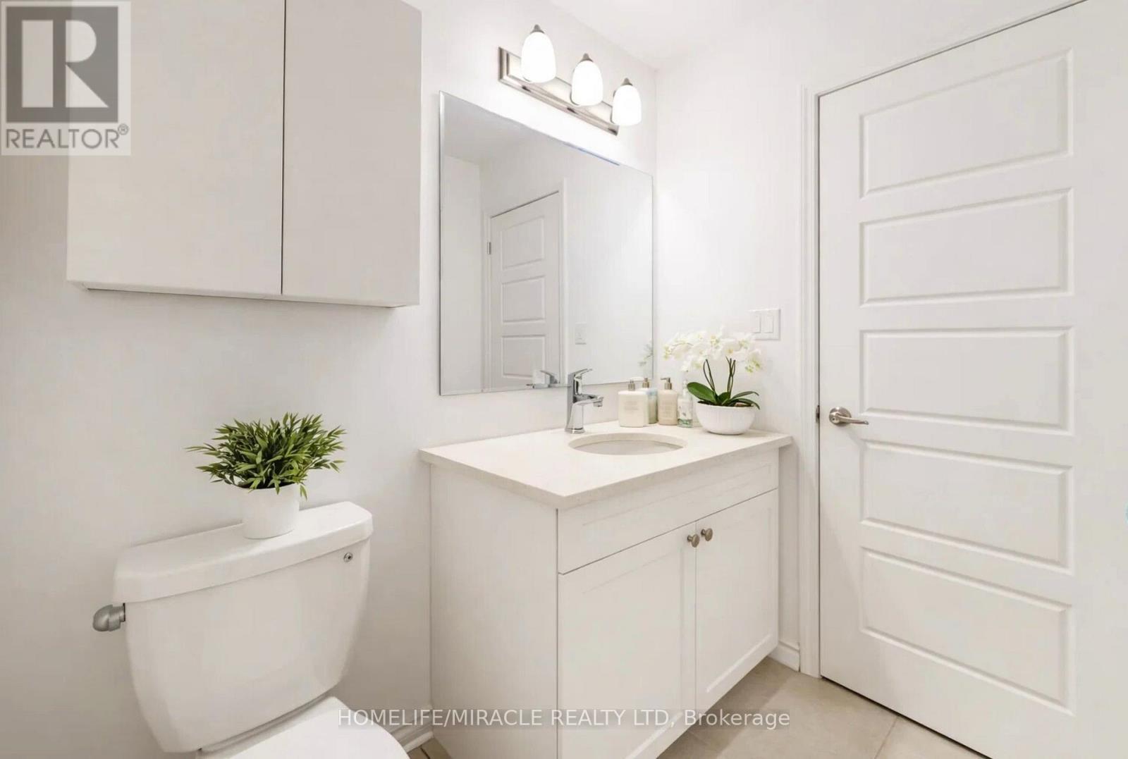 1587 Moira Crescent, Milton, ON - Indoor Photo Showing Bathroom