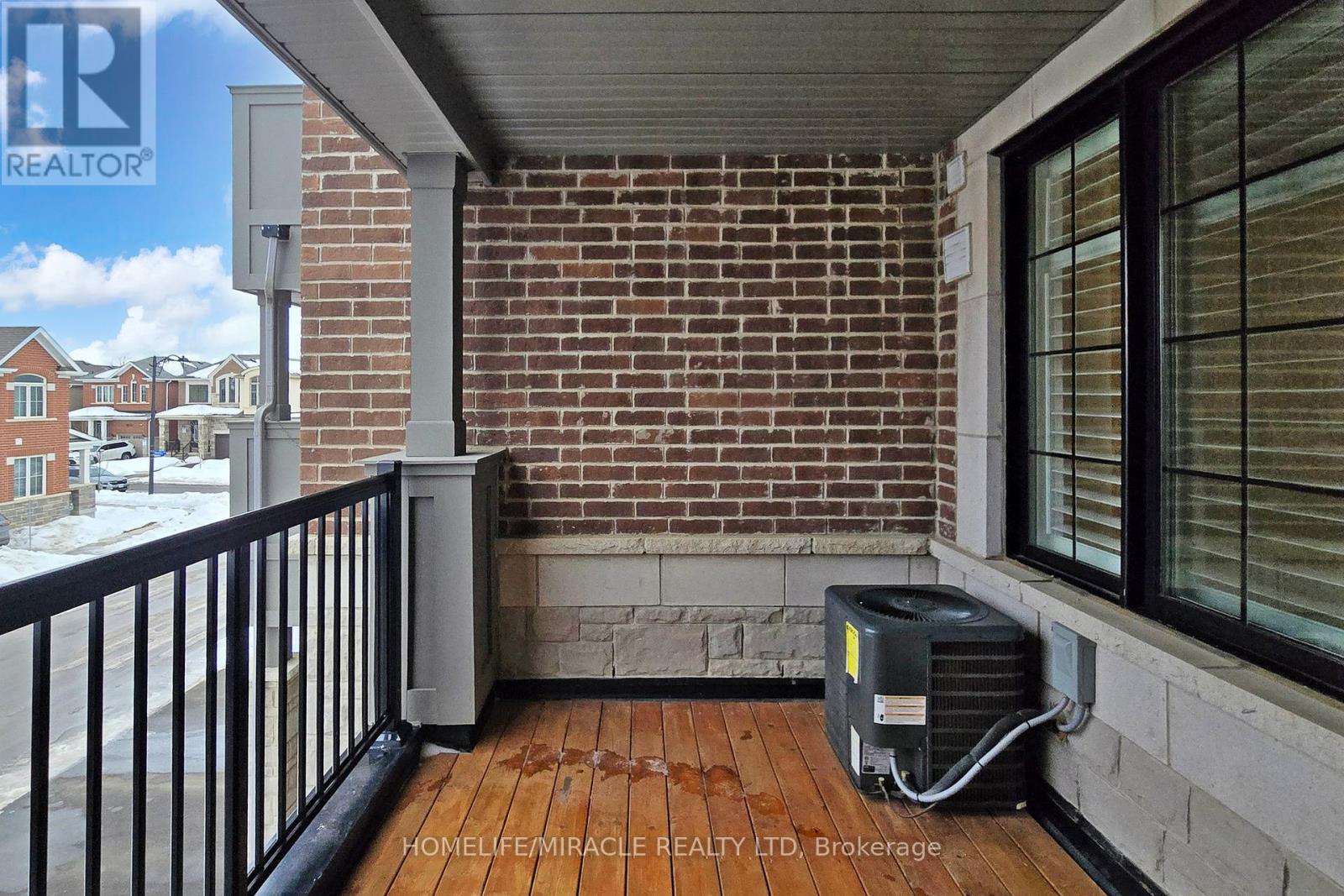 1587 Moira Crescent, Milton, ON - Outdoor With Balcony With Exterior