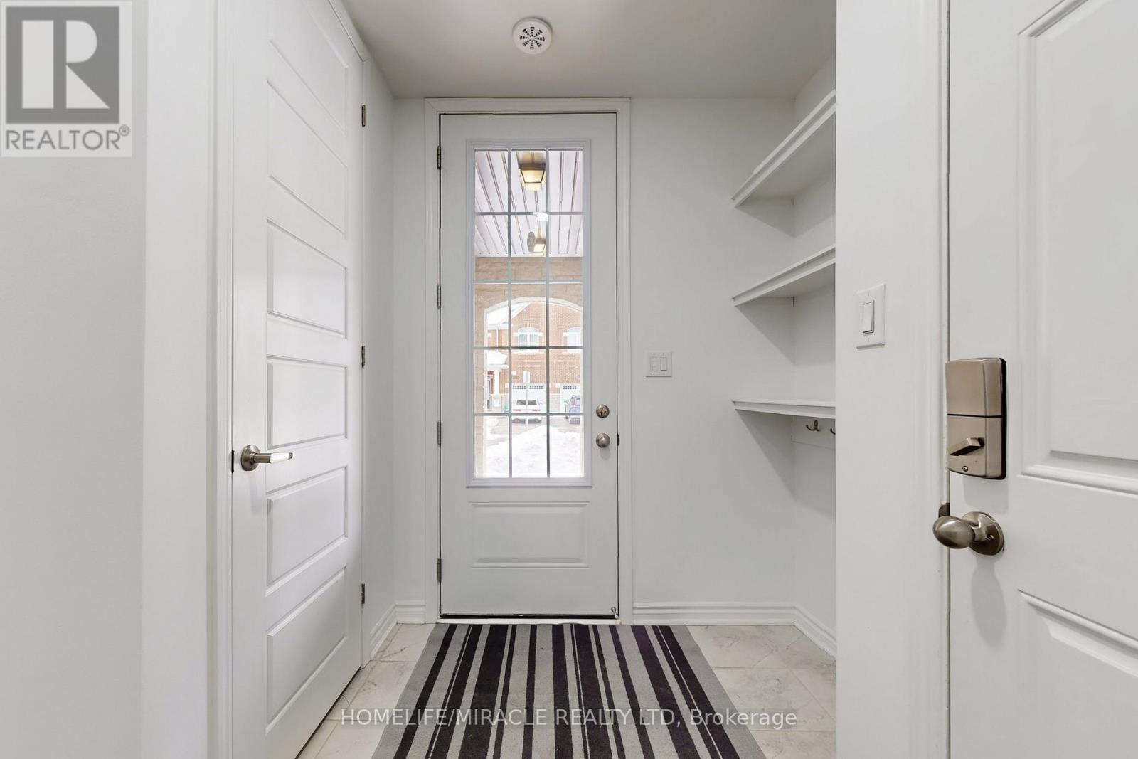 1587 Moira Crescent, Milton, ON - Indoor Photo Showing Other Room