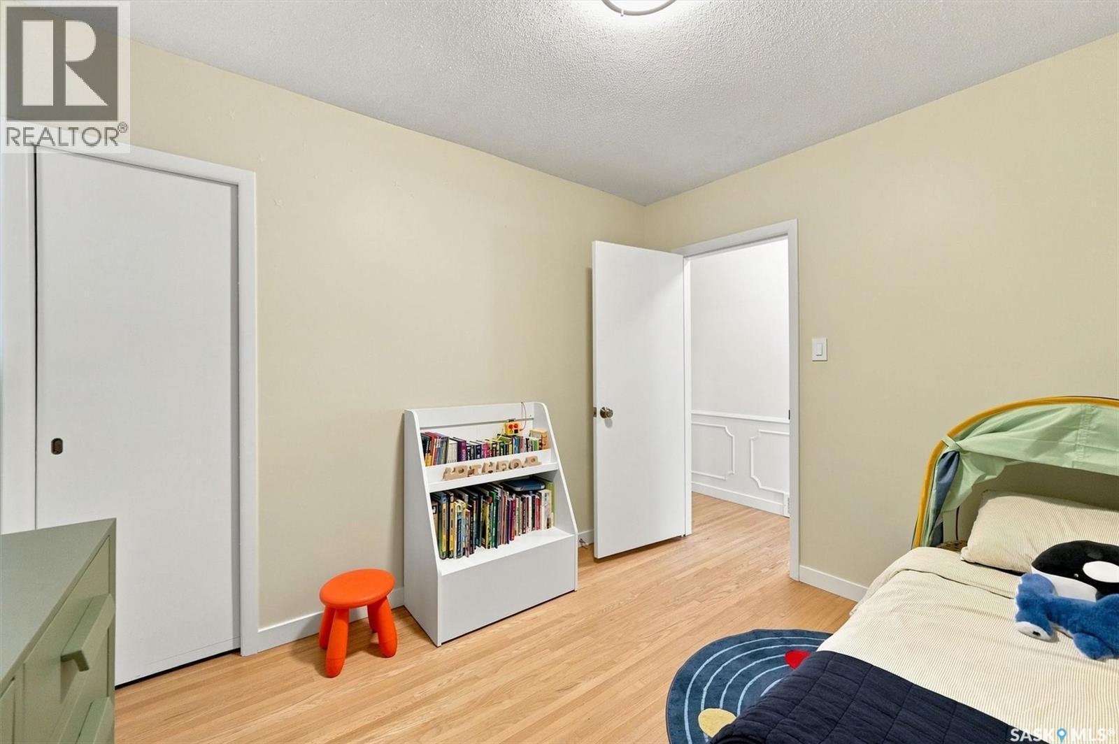 2202 Albert Avenue, Saskatoon, SK - Indoor Photo Showing Bedroom