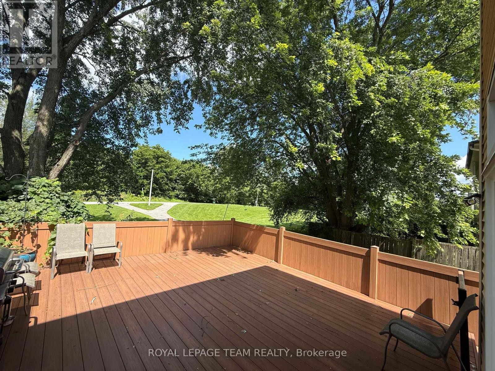 Nice Big Deck Backing onto Green Space - 31 Rastila Crescent, Ottawa, ON
