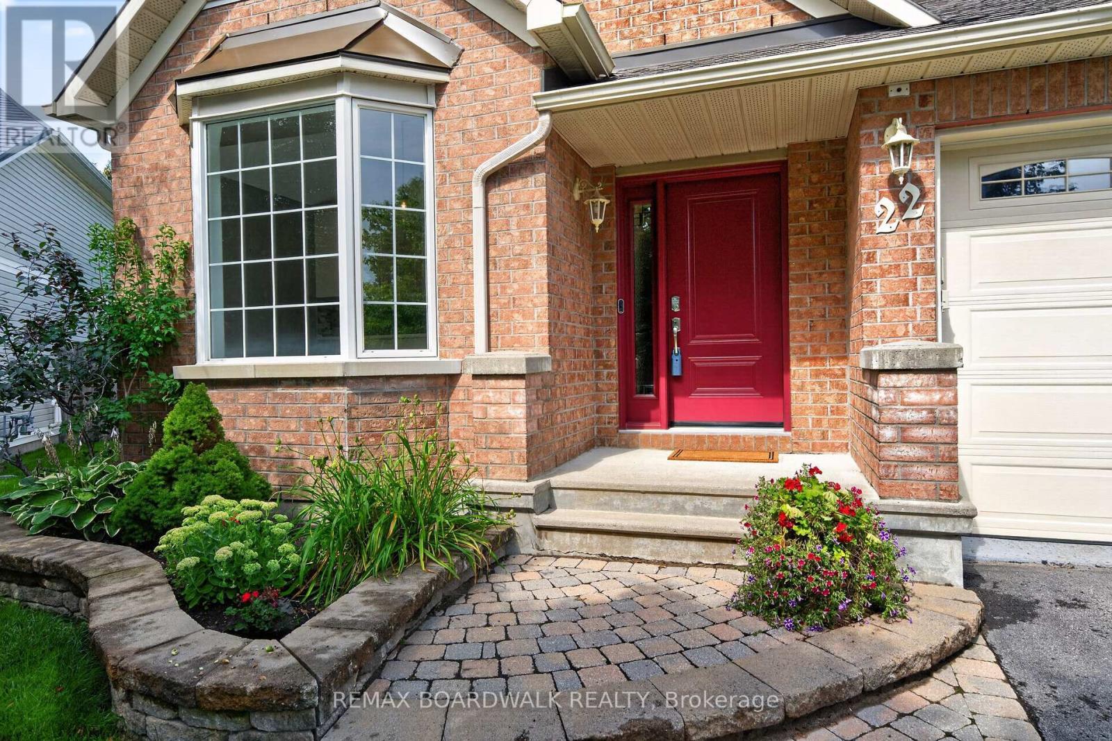 22 Burnstead Crescent, Ottawa, ON - Outdoor With Exterior