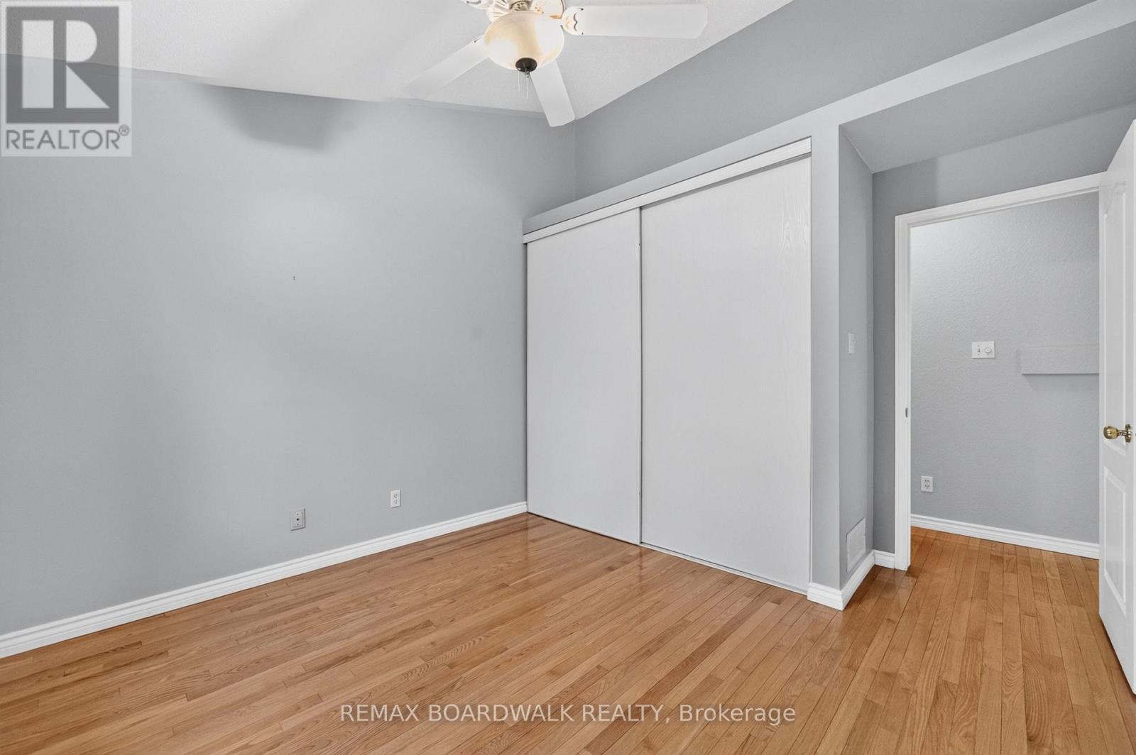 22 Burnstead Crescent, Ottawa, ON - Indoor Photo Showing Other Room