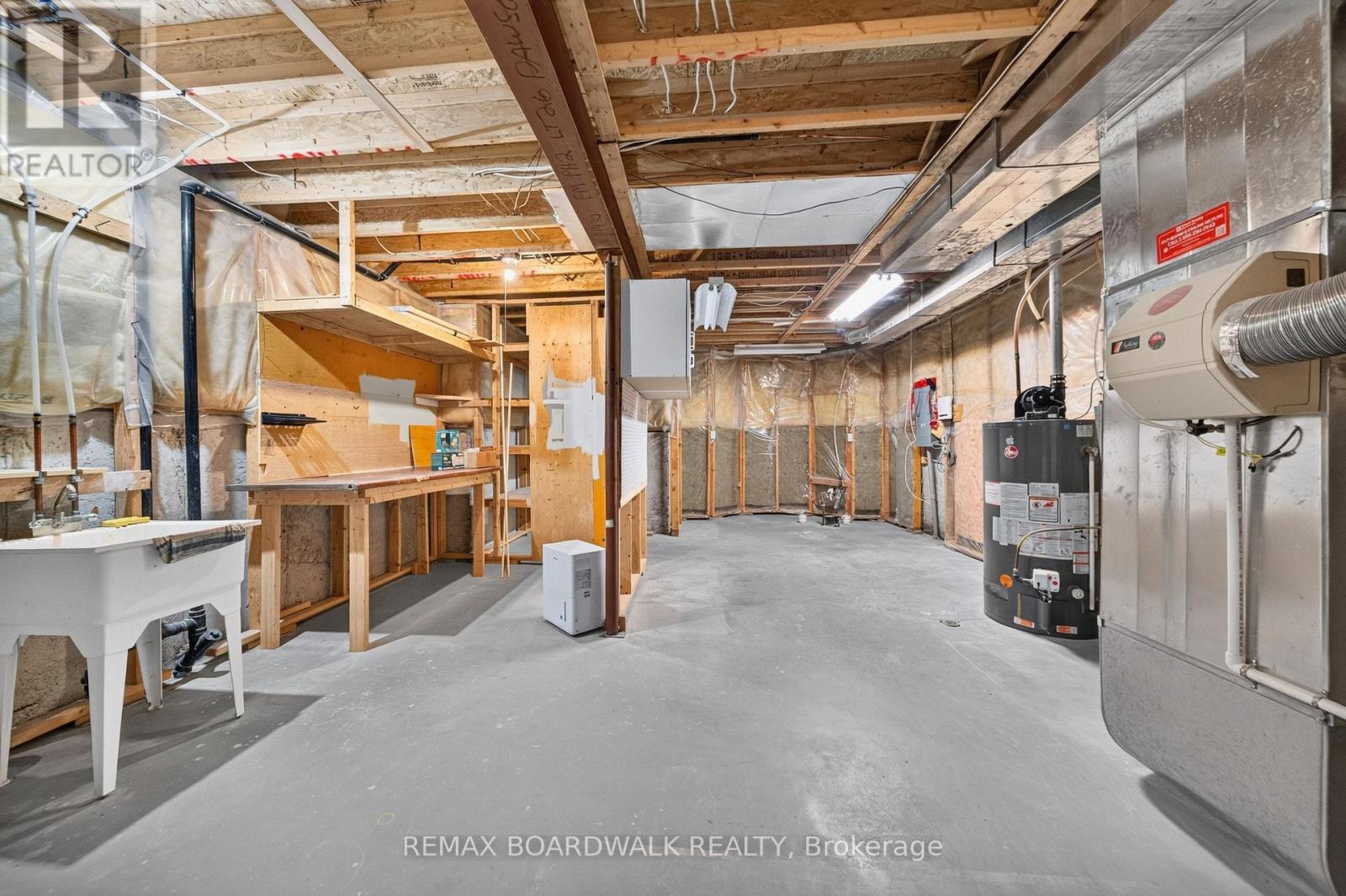 22 Burnstead Crescent, Ottawa, ON - Indoor Photo Showing Basement