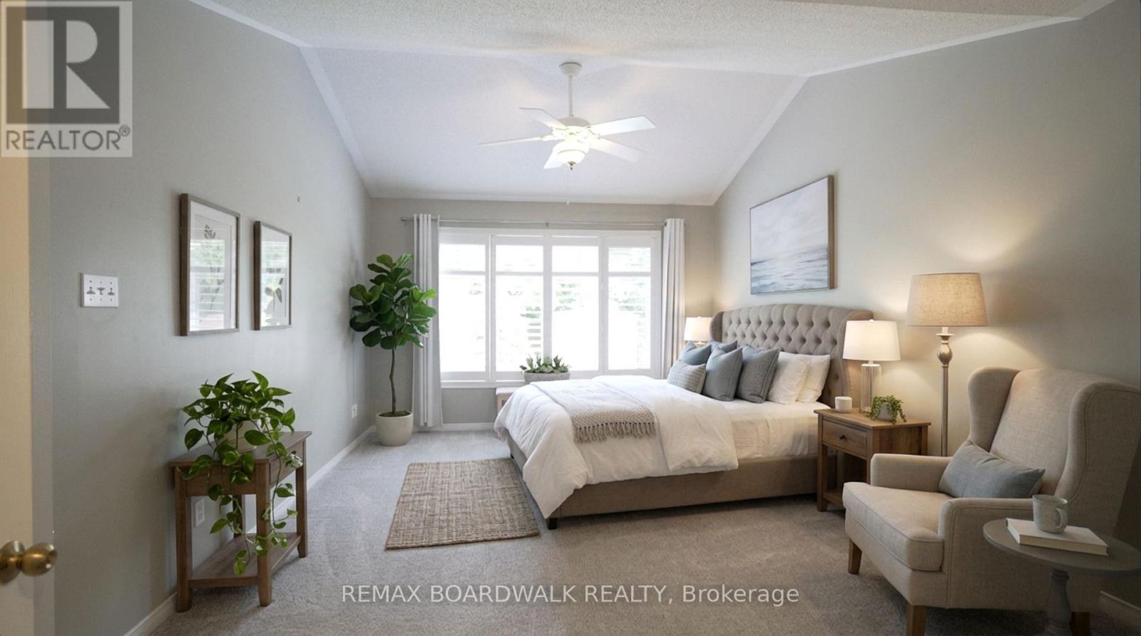 22 Burnstead Crescent, Ottawa, ON - Indoor Photo Showing Bedroom