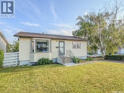 385 Aspen DRIVE Swift Current, SK S9H 3Z8