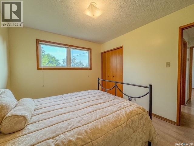 385 Aspen Drive, Swift Current, SK - Indoor Photo Showing Bedroom