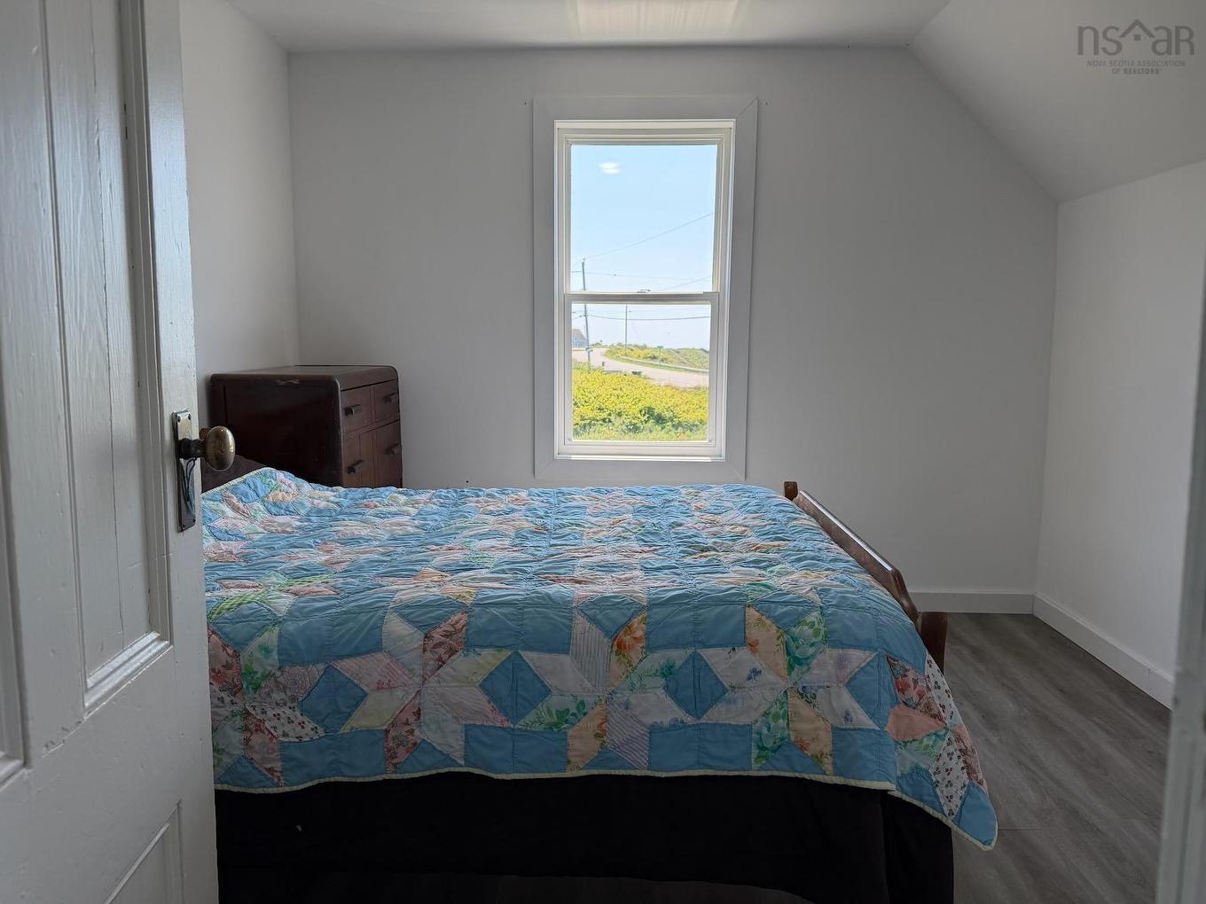 2539 Melbourne Road, Pinkneys Point, NS - Indoor Photo Showing Bedroom
