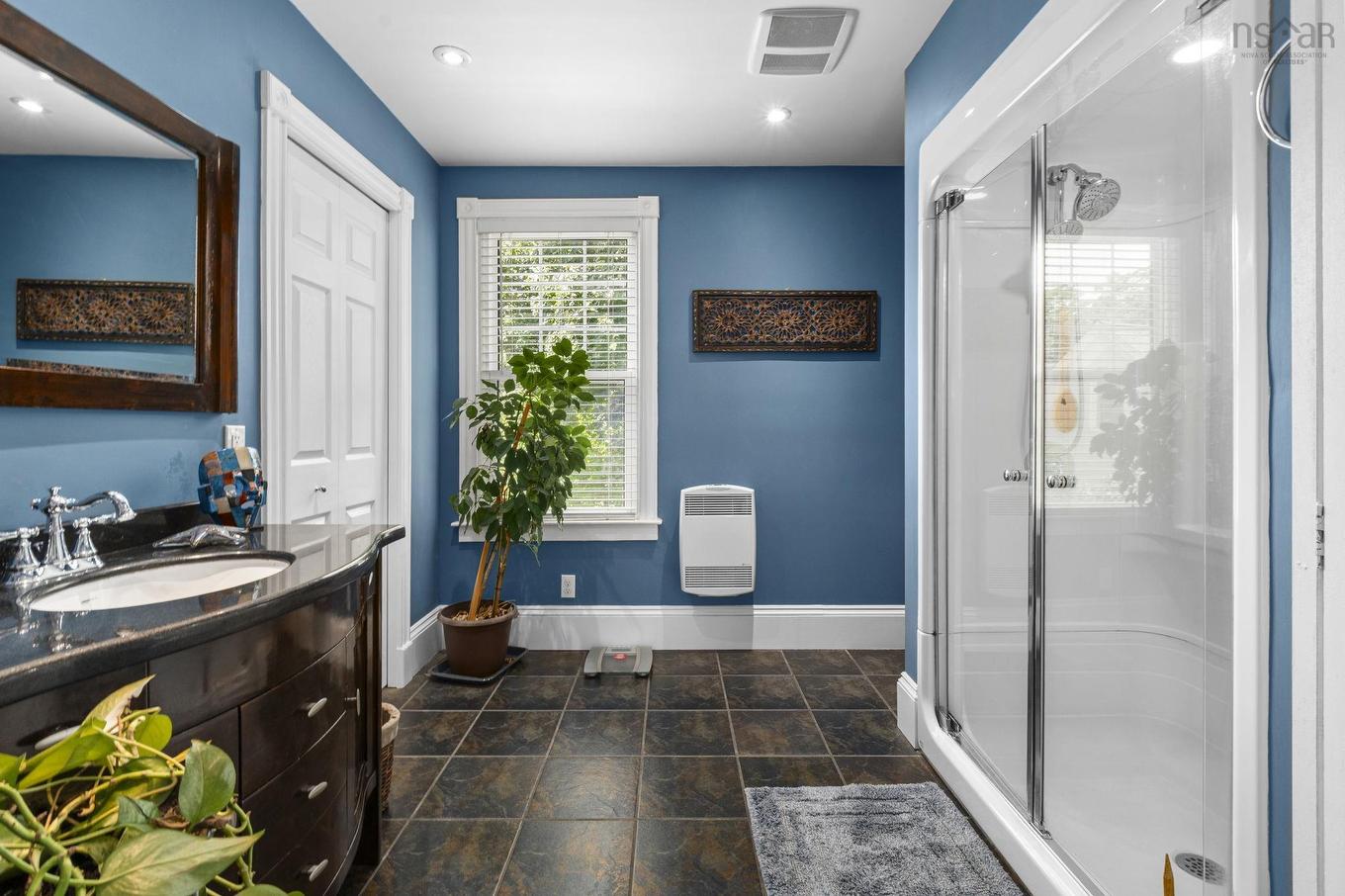 344 Gray Street, Windsor, NS - Indoor Photo Showing Bathroom