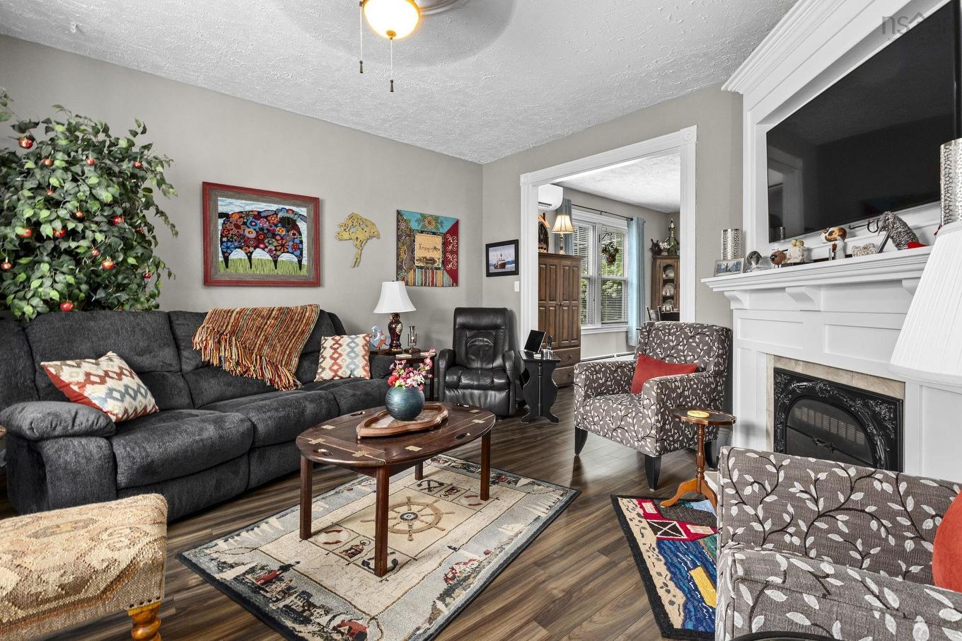 344 Gray Street, Windsor, NS - Indoor Photo Showing Living Room With Fireplace