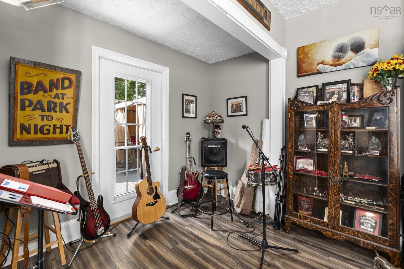 344 Gray Street, Windsor, NS - Indoor
