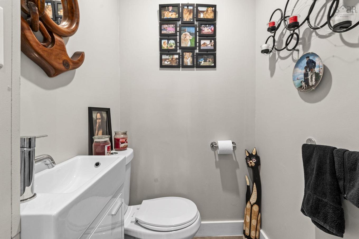 344 Gray Street, Windsor, NS - Indoor Photo Showing Bathroom