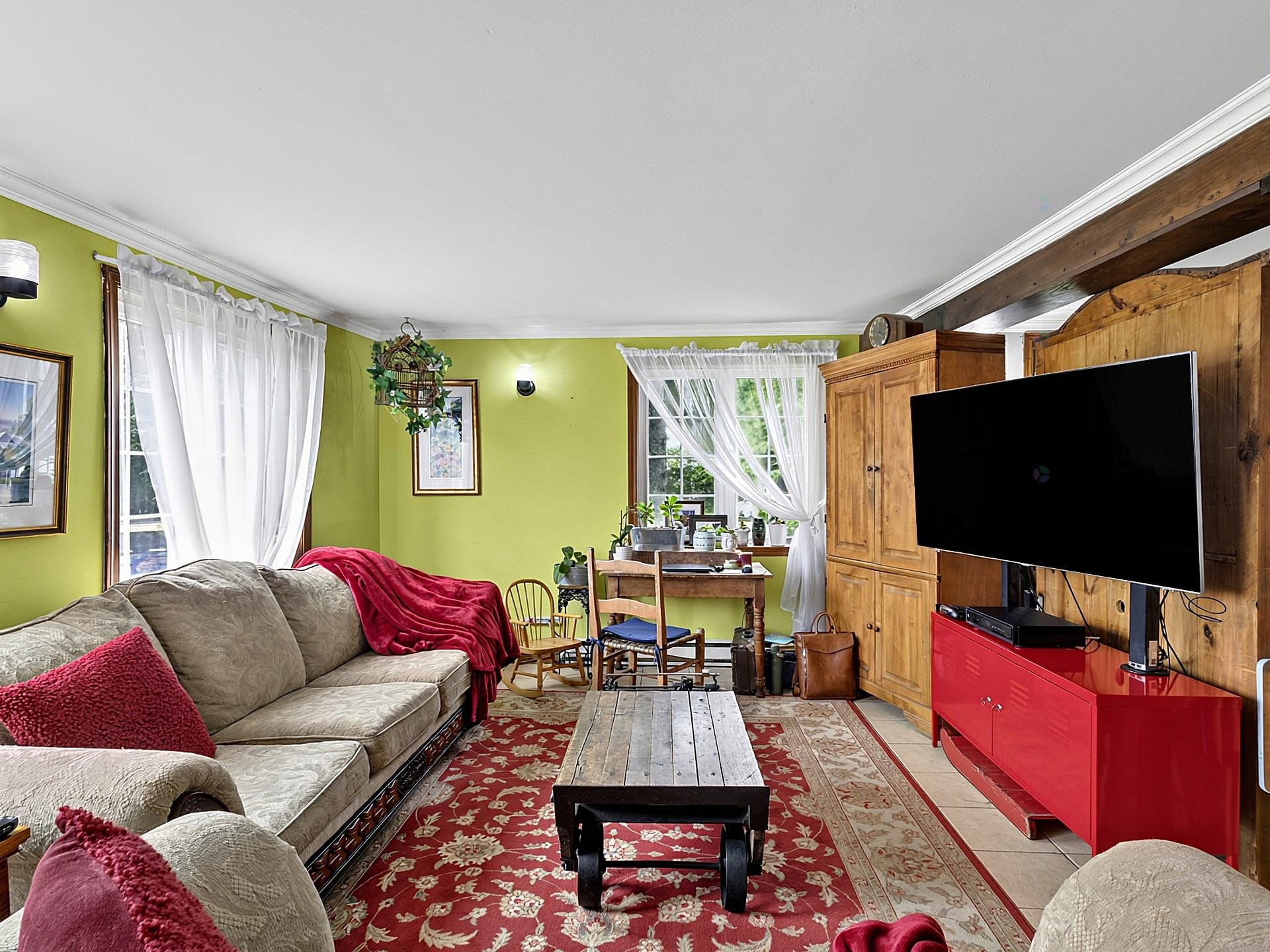 Living Room - 1575Z Ch. Des Pères, Magog, QC - Indoor Photo Showing Living Room