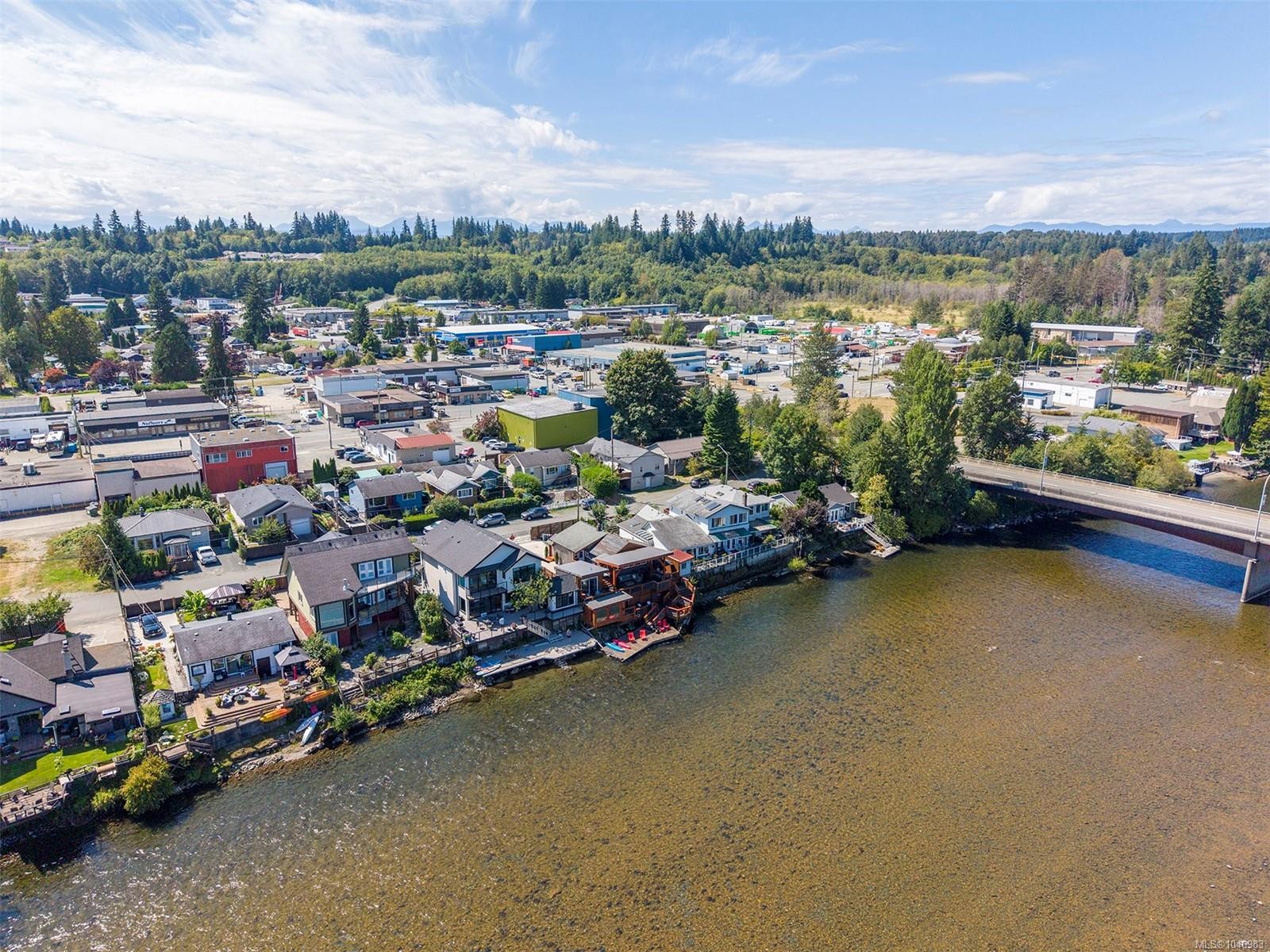 1960 19Th Ave, Campbell River, BC