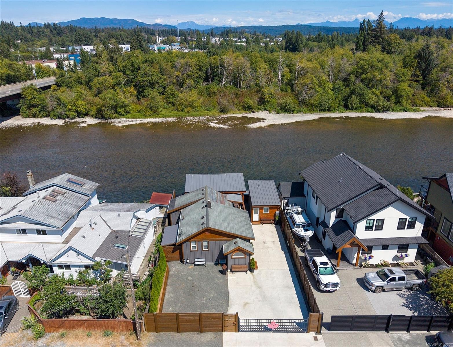 1960 19Th Ave, Campbell River, BC