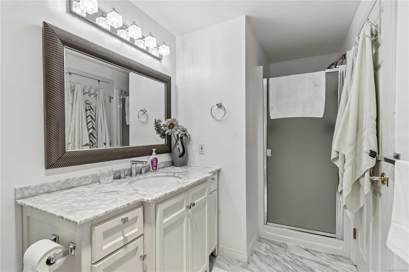 #47-909 Admirals Rd, Esquimalt, BC