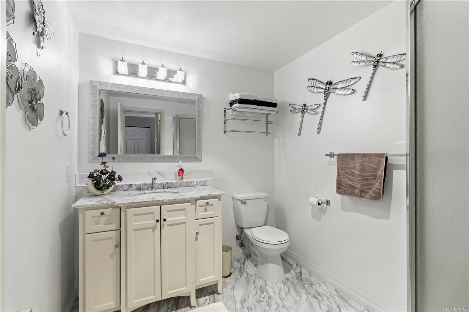#47-909 Admirals Rd, Esquimalt, BC