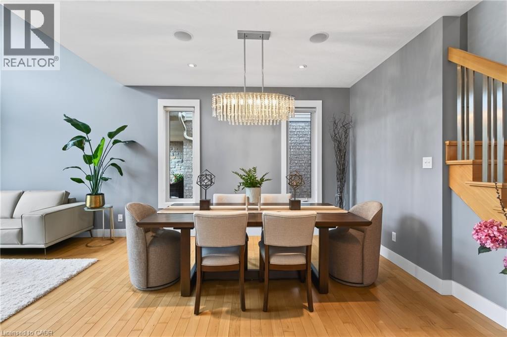 430 Rideau River Street, Waterloo, ON - Indoor Photo Showing Dining Room