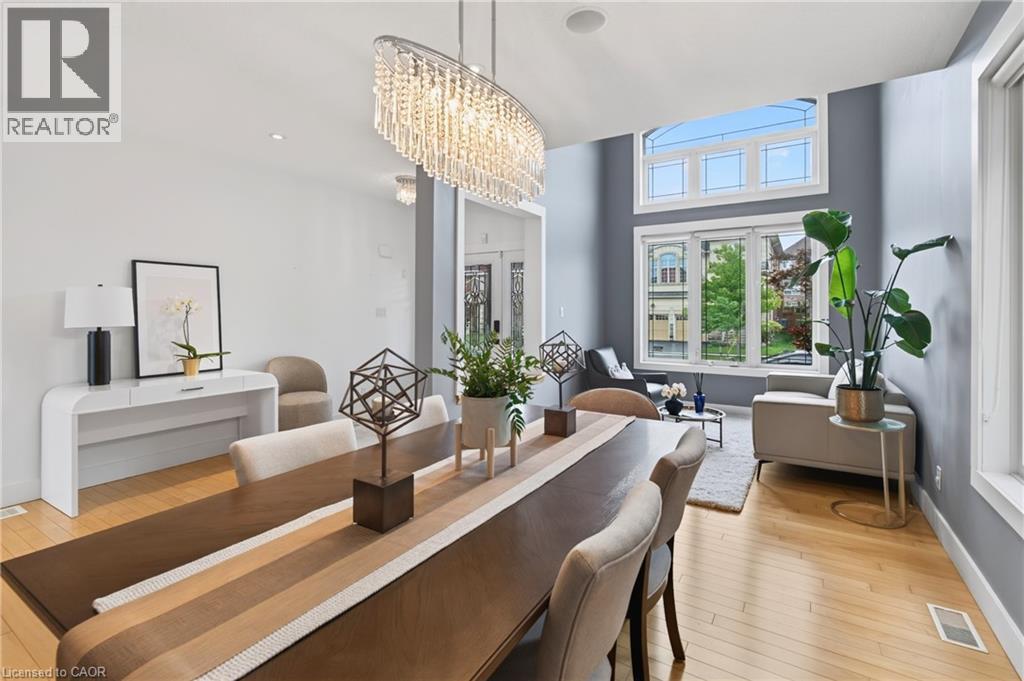 430 Rideau River Street, Waterloo, ON - Indoor Photo Showing Dining Room