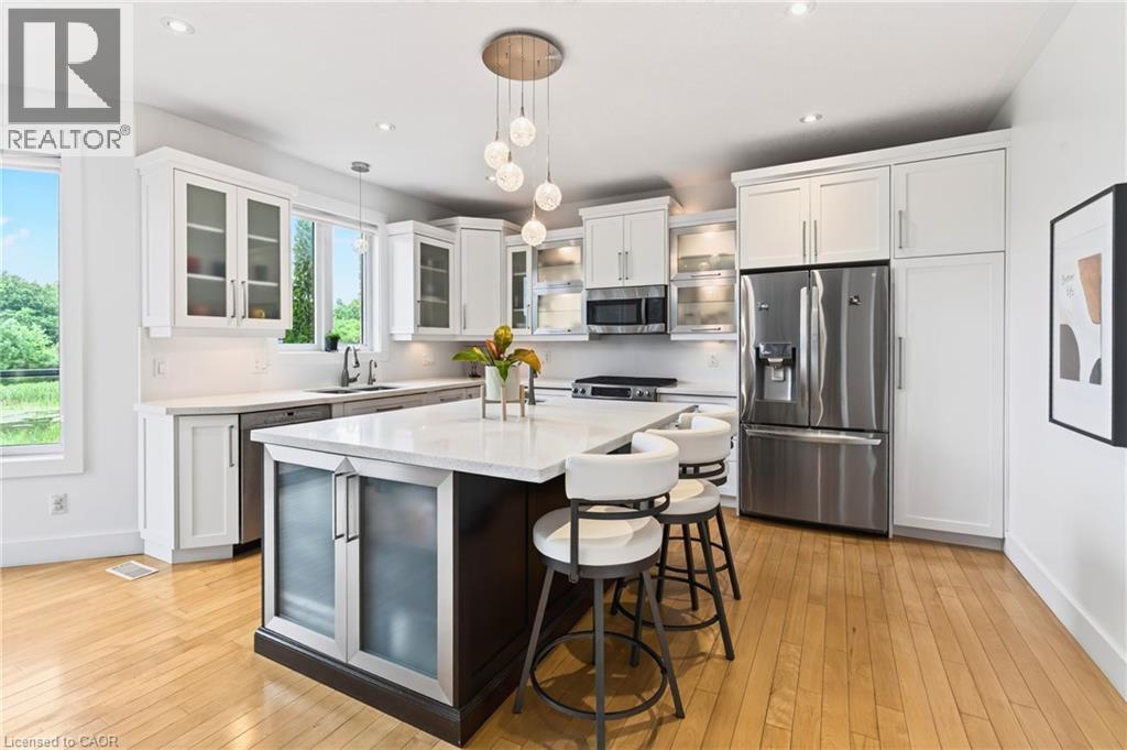 430 Rideau River Street, Waterloo, ON - Indoor Photo Showing Kitchen With Upgraded Kitchen