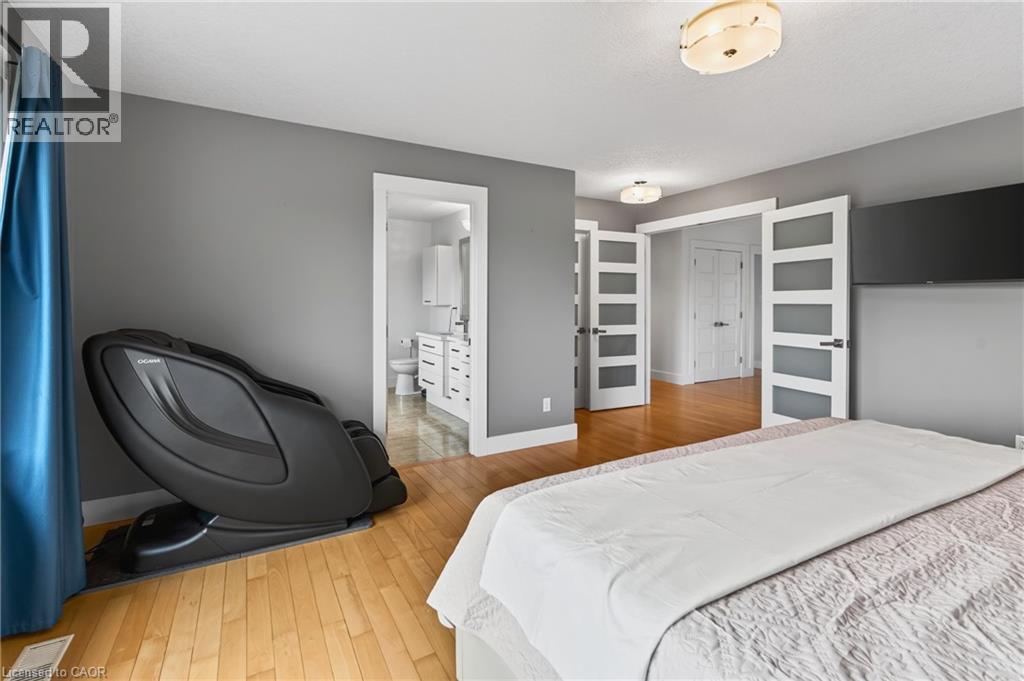 430 Rideau River Street, Waterloo, ON - Indoor Photo Showing Bedroom