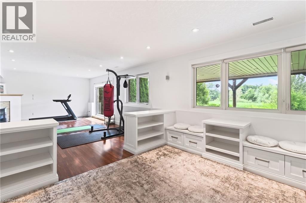 430 Rideau River Street, Waterloo, ON - Indoor