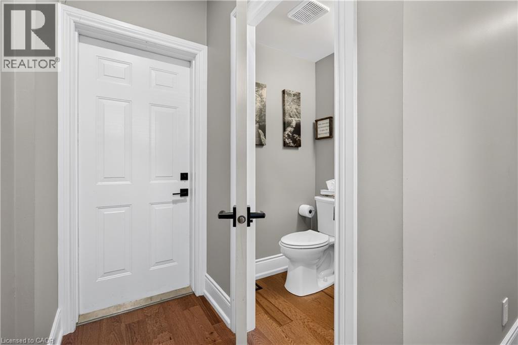 92 Morrison Crescent, Grimsby, ON - Indoor Photo Showing Bathroom
