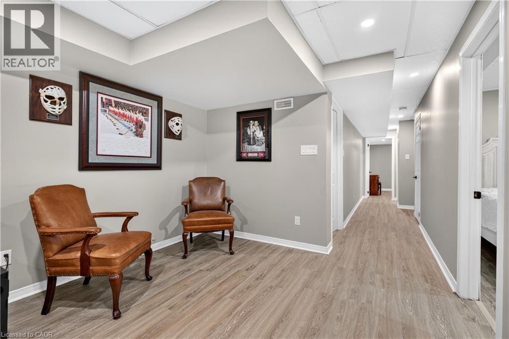 92 Morrison Crescent, Grimsby, ON - Indoor Photo Showing Other Room