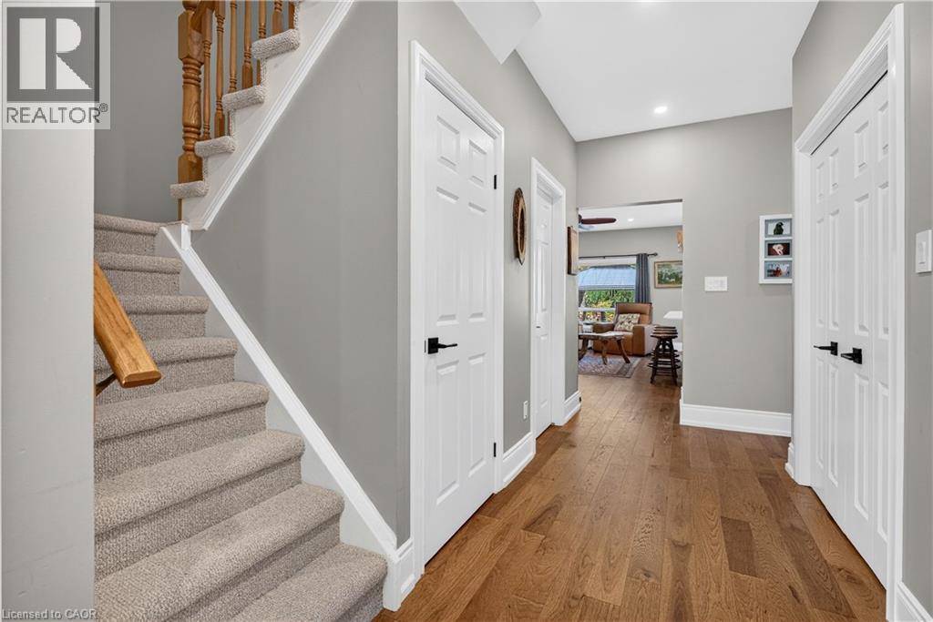 92 Morrison Crescent, Grimsby, ON - Indoor Photo Showing Other Room