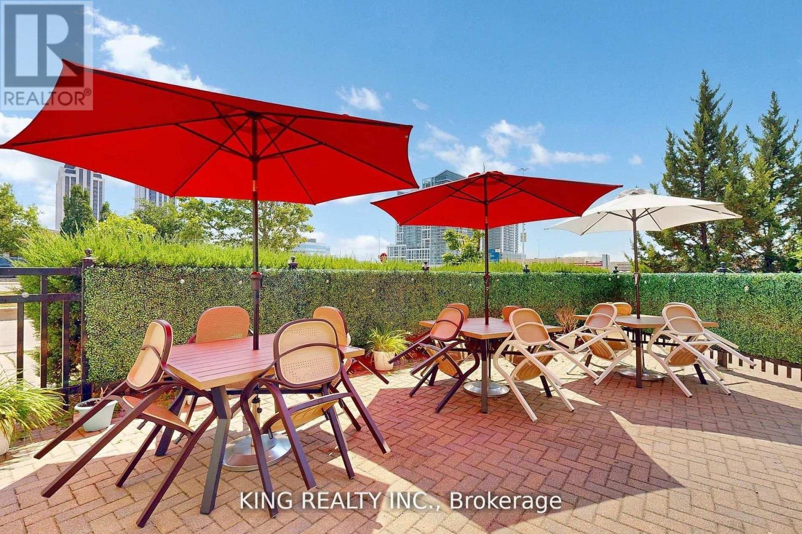 17 - 3175 Rutherford Road, Vaughan, ON