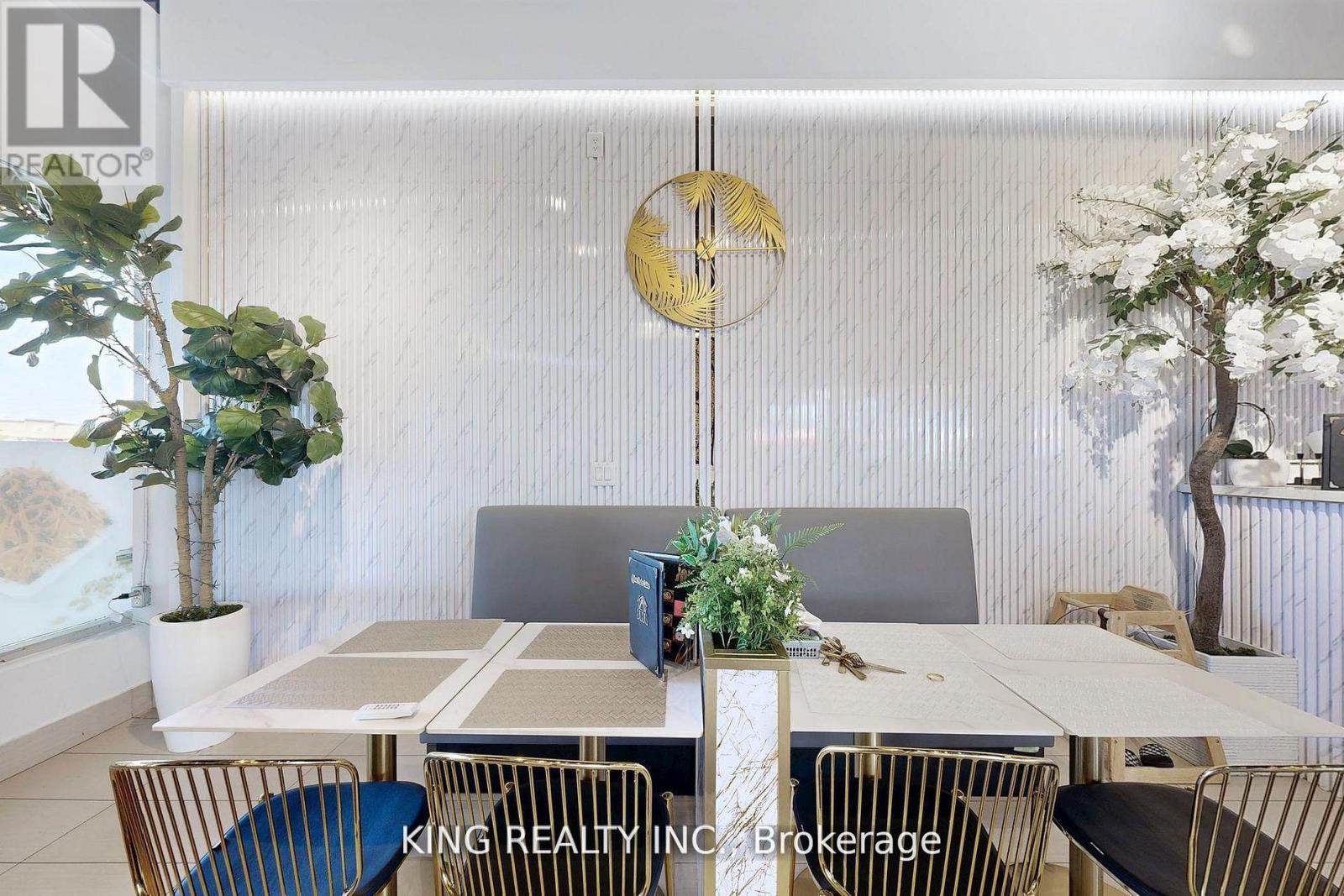 17 - 3175 Rutherford Road, Vaughan, ON