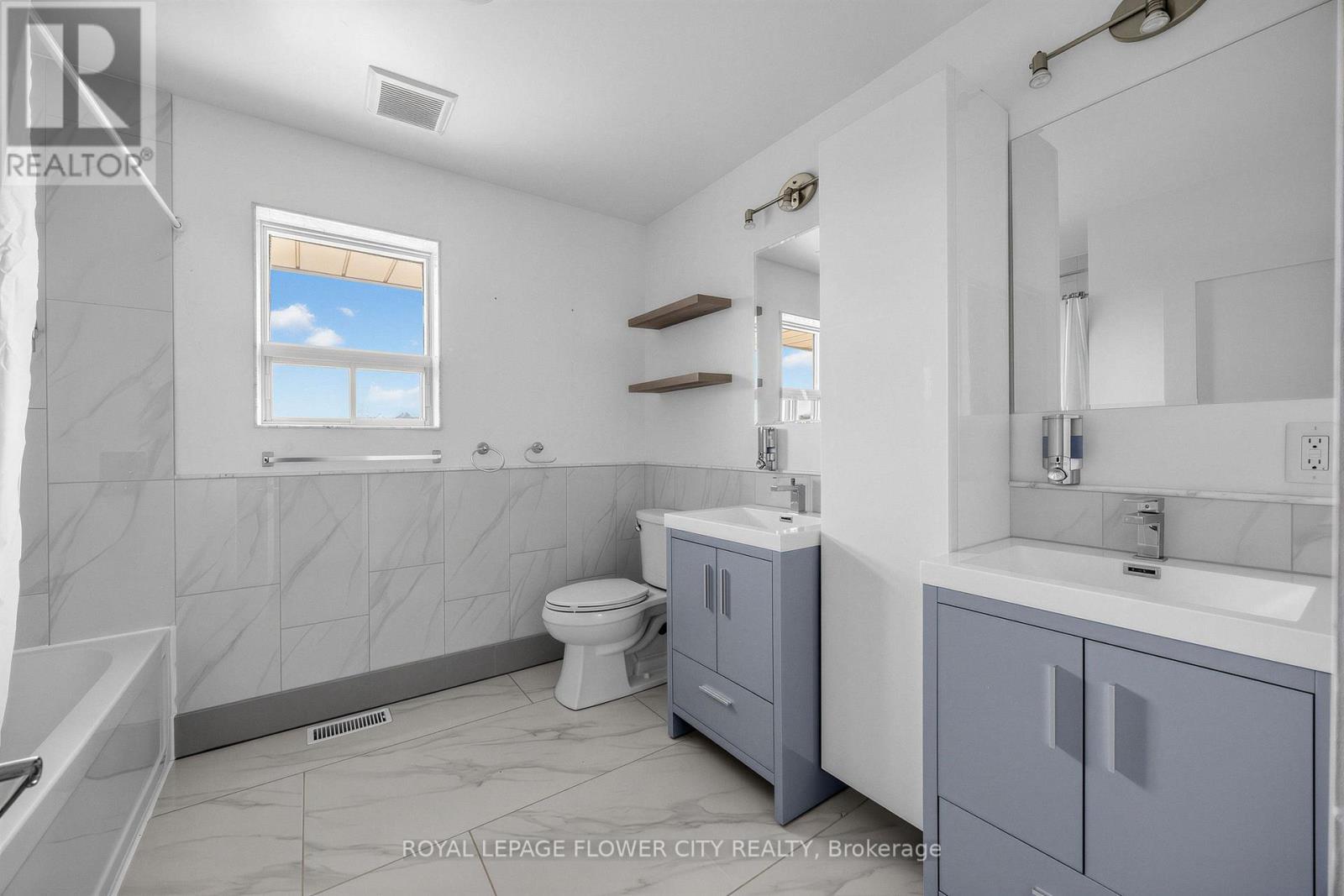 79 Kimberly Drive, Hamilton, ON - Indoor Photo Showing Bathroom